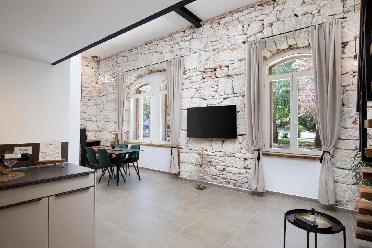 K- Apartments Пула Екстер'єр фото